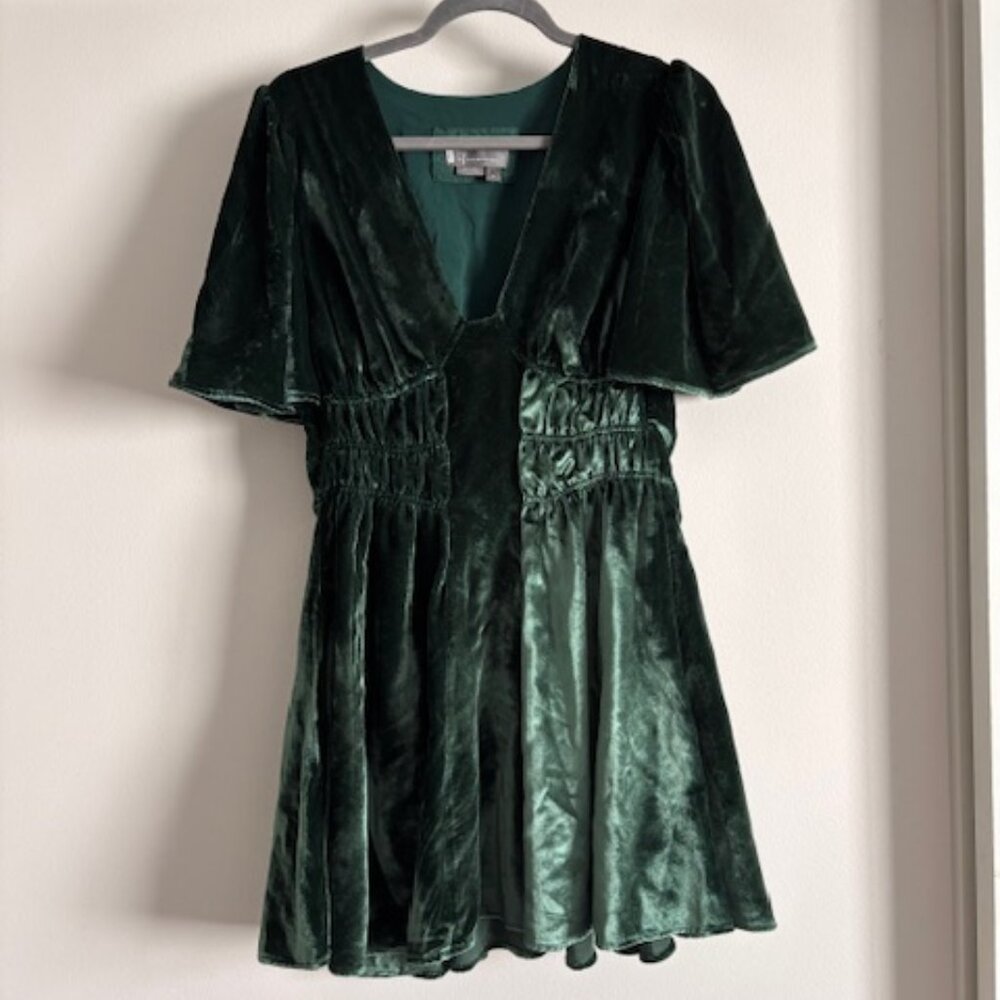 Anthrolpologie Short-Sleeve Velvet Mini Dress - Medium - Picture 3 of 6
